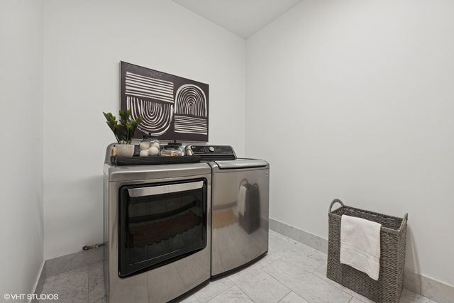 363 E Wacker Drive 1903, Chicago, IL 60601