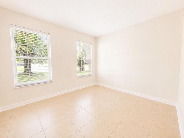 2822 SW GIRALDA Street, Port St. Lucie, FL 34953
