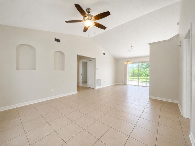 2822 SW GIRALDA Street, Port St. Lucie, FL 34953