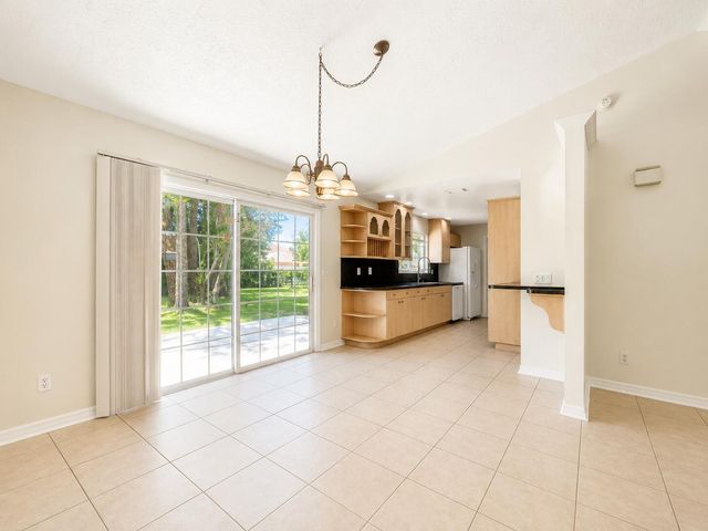 2822 SW GIRALDA Street, Port St. Lucie, FL 34953