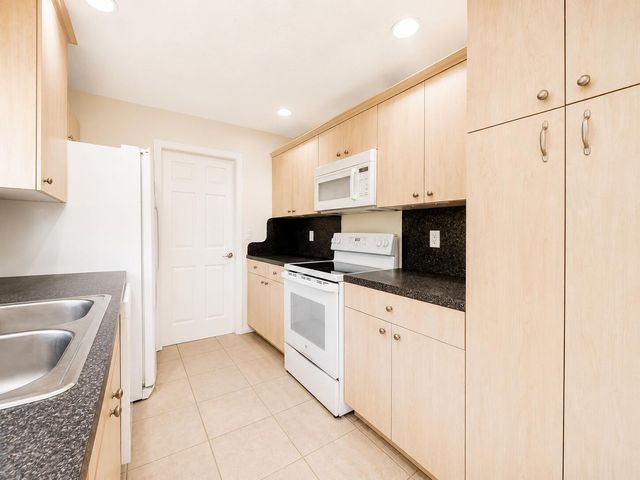2822 SW GIRALDA Street, Port St. Lucie, FL 34953