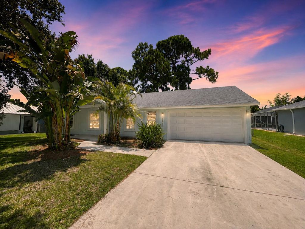 2822 SW GIRALDA Street, Port St. Lucie, FL 34953