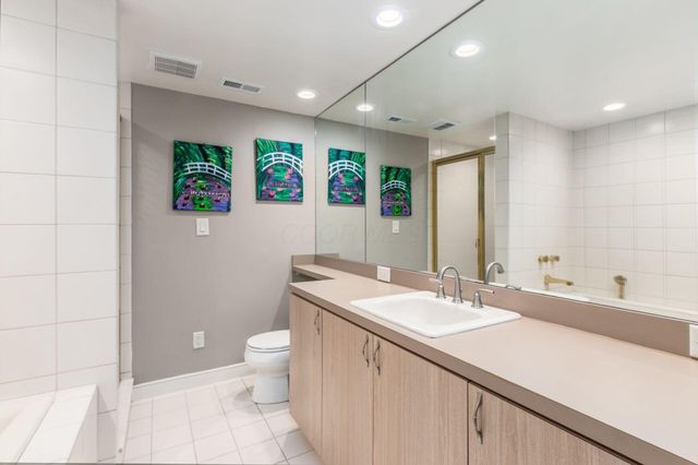 8758 Dunsinane Drive, Dublin, OH 43017