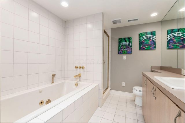 8758 Dunsinane Drive, Dublin, OH 43017
