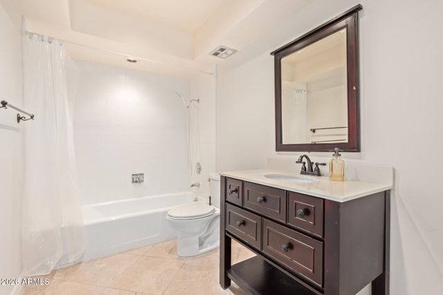 6282 E Pinchot Avenue, Scottsdale, AZ 85251