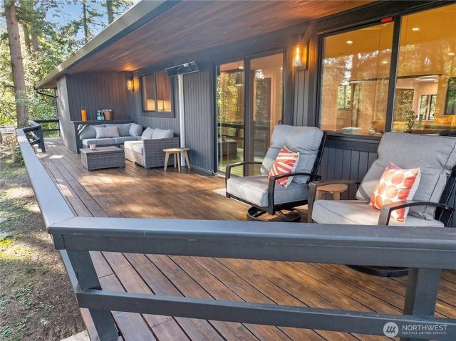 22016 Vine Road, Brier, WA 98036