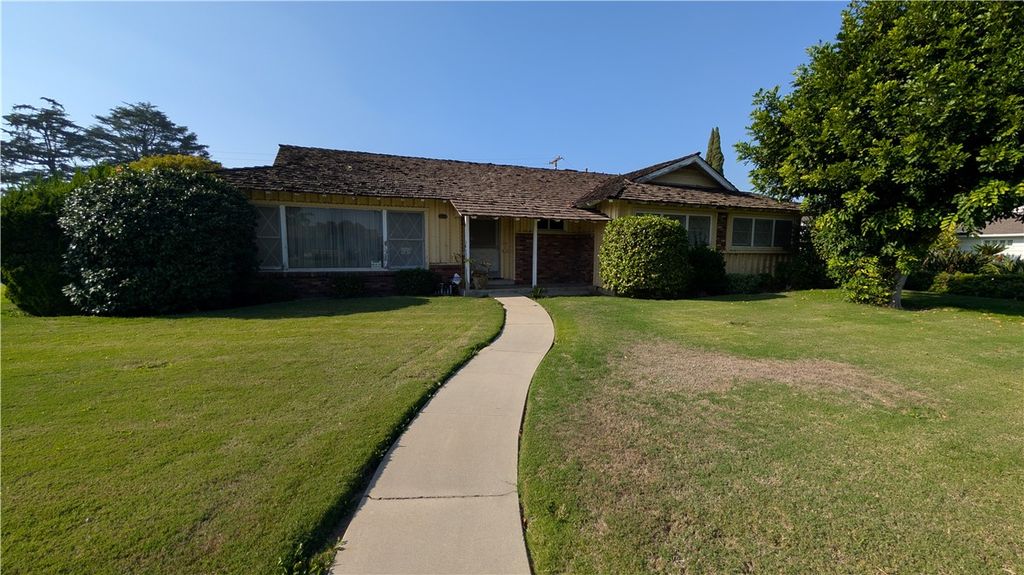 9623 Shellyfield Road, Downey, CA 90240