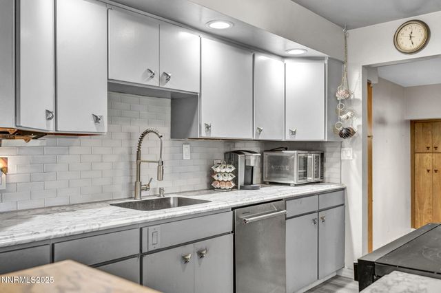 72 Suda Way, Reno, NV 89509