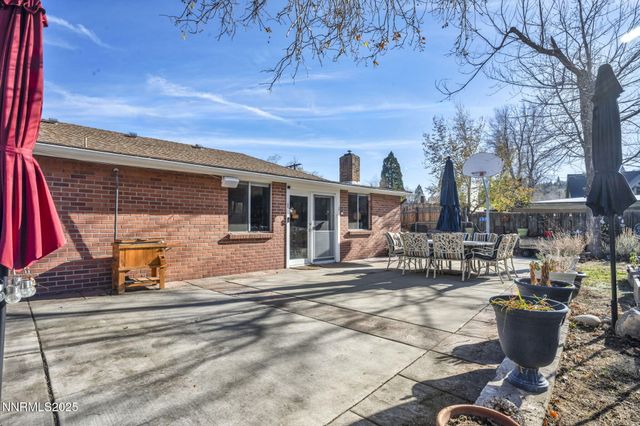 72 Suda Way, Reno, NV 89509