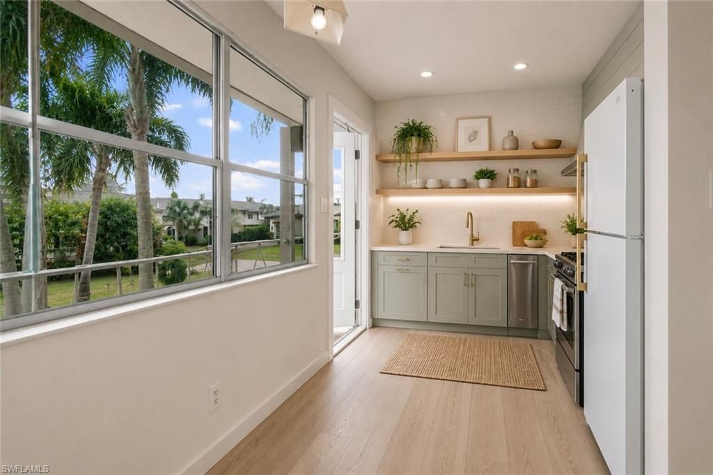 223 8th AVE S 223B, NAPLES, FL 34102 — photo 4