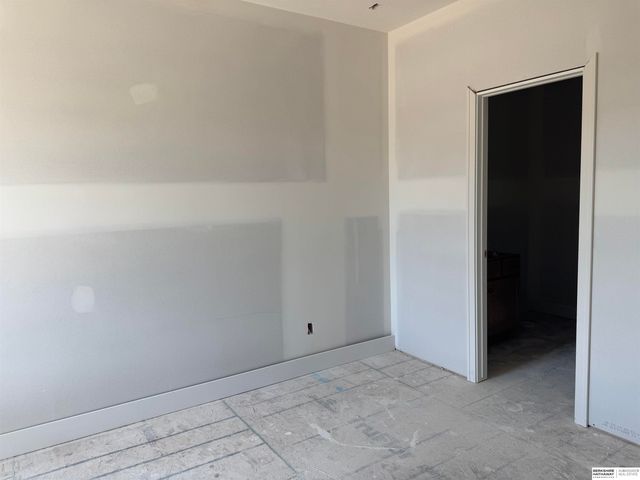 6219 N 209 Street, Elkhorn, NE 68022