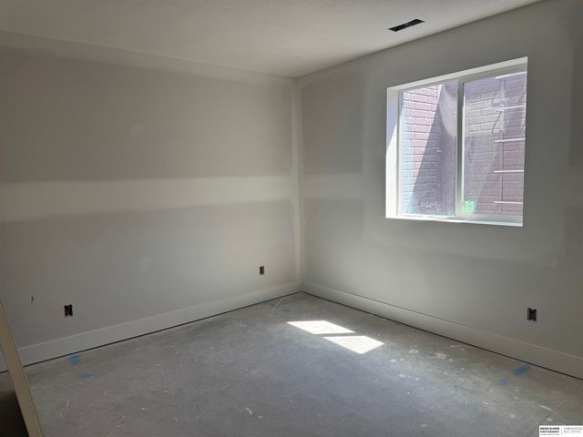 6219 N 209 Street, Elkhorn, NE 68022