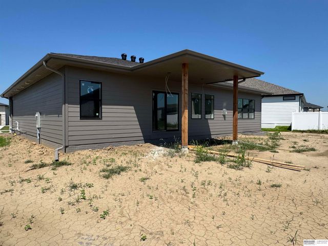 6219 N 209 Street, Elkhorn, NE 68022