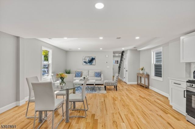 91 S Main St, Milltown Boro, NJ 08850