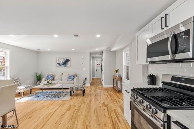 91 S Main St, Milltown Boro, NJ 08850