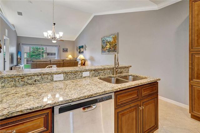 1102 Winding Pines CIR # 205, Cape Coral, FL 33909