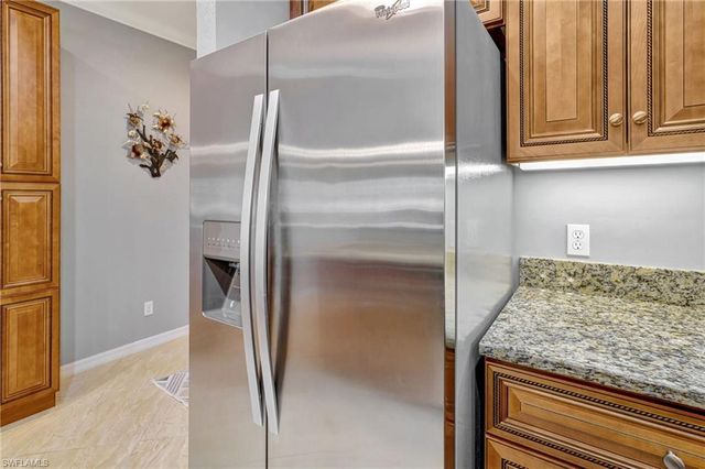 1102 Winding Pines CIR # 205, Cape Coral, FL 33909