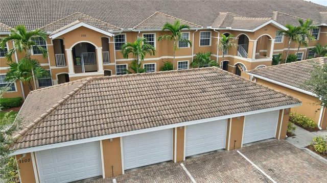 1102 Winding Pines CIR # 205, Cape Coral, FL 33909