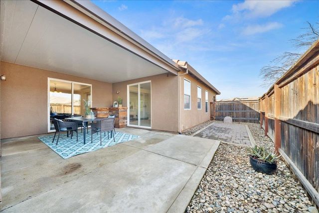 301 Falkirk Ct, Lincoln, CA 95648