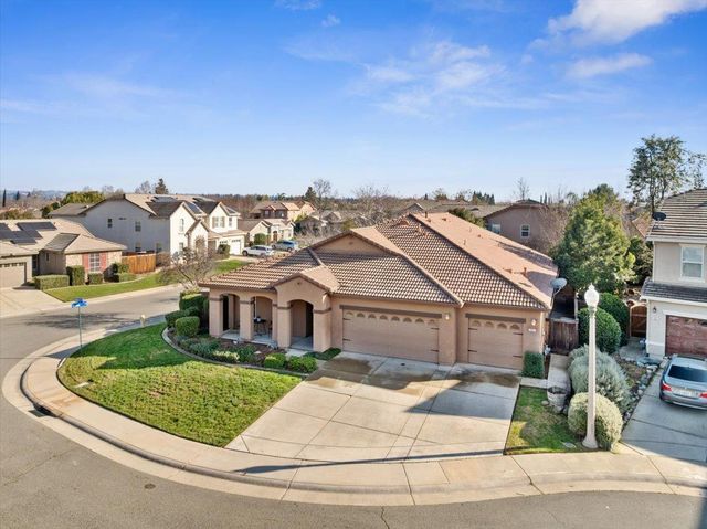 301 Falkirk Ct, Lincoln, CA 95648