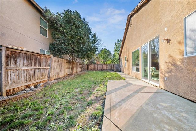 301 Falkirk Ct, Lincoln, CA 95648