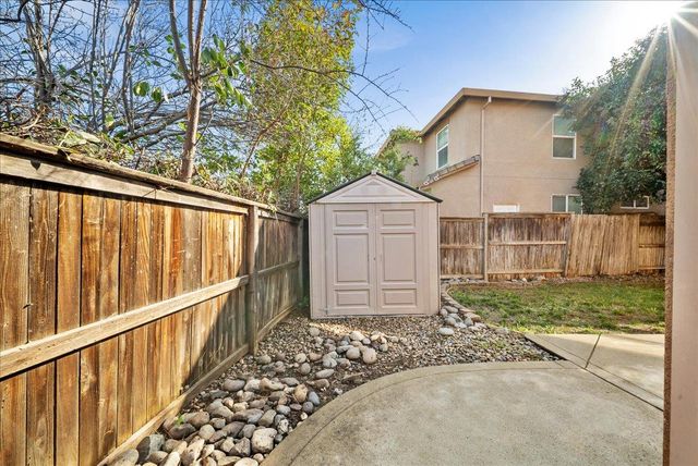 301 Falkirk Ct, Lincoln, CA 95648
