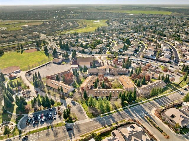 301 Falkirk Ct, Lincoln, CA 95648