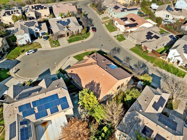 301 Falkirk Ct, Lincoln, CA 95648