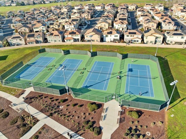 301 Falkirk Ct, Lincoln, CA 95648