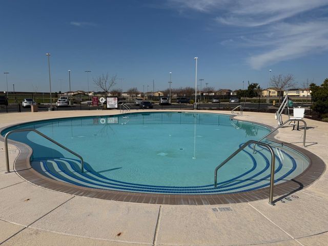 301 Falkirk Ct, Lincoln, CA 95648