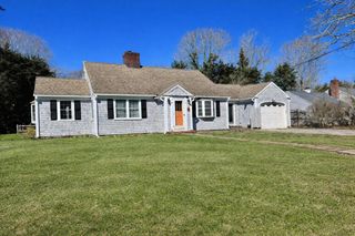129 Park Avenue, Centerville, MA 02632