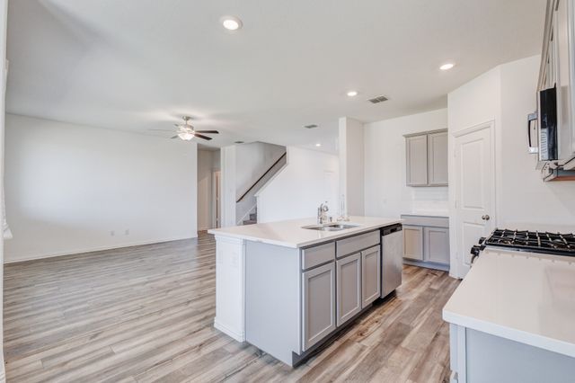 14801 Holster Trail, Fort Worth, TX 76052