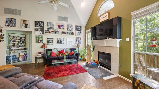 1508 Valley Creek Road, Denton, TX 76205