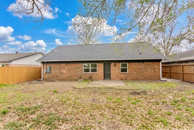 9723 Southport Drive, Houston, TX 77089