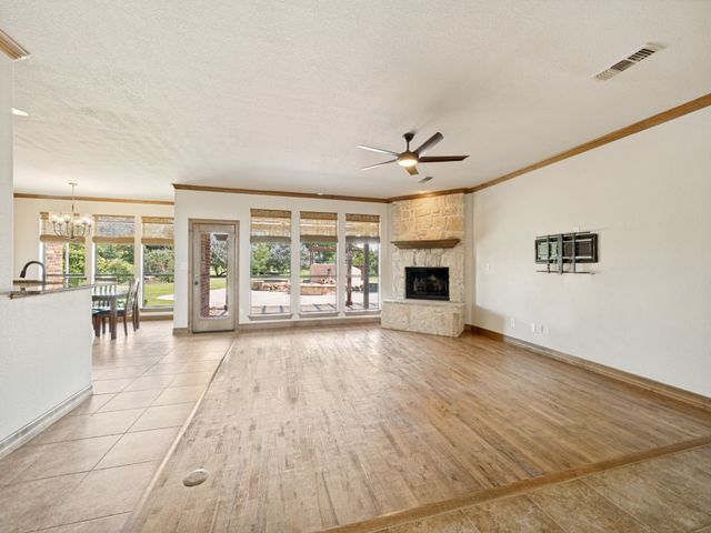 2712 Oakwood Drive, Celina, TX 75009