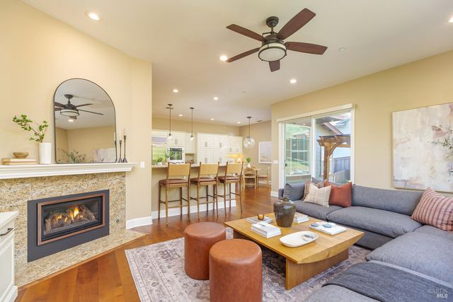 21 Winding Way, Novato, CA 94945