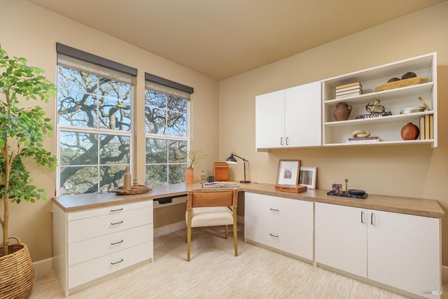 21 Winding Way, Novato, CA 94945