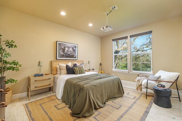 21 Winding Way, Novato, CA 94945