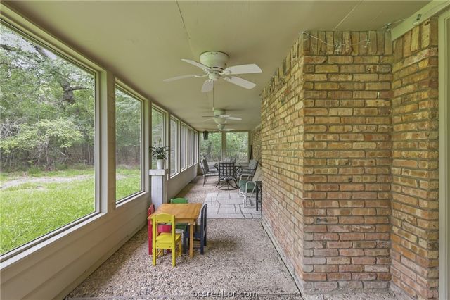 2507 Faulkner Drive, College Station, TX 77845