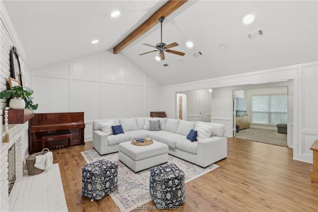 2507 Faulkner Drive, College Station, TX 77845
