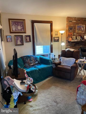 1722 FERNDALE AVE, Abington, PA 19001