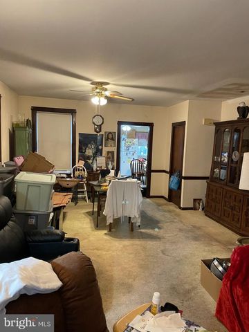 1722 FERNDALE AVE, Abington, PA 19001