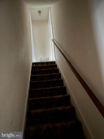 1722 FERNDALE AVE, Abington, PA 19001