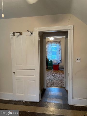 1722 FERNDALE AVE, Abington, PA 19001