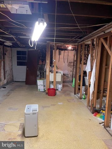 1722 FERNDALE AVE, Abington, PA 19001