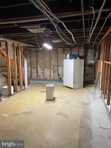 1722 FERNDALE AVE, Abington, PA 19001