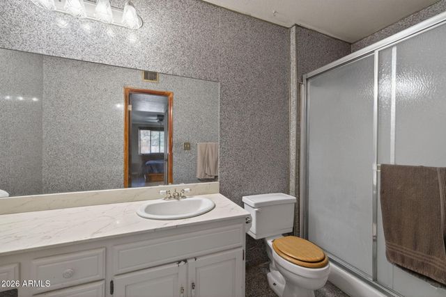 1725 N LINDSAY Road, Mesa, AZ 85213