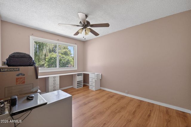 1725 N LINDSAY Road, Mesa, AZ 85213