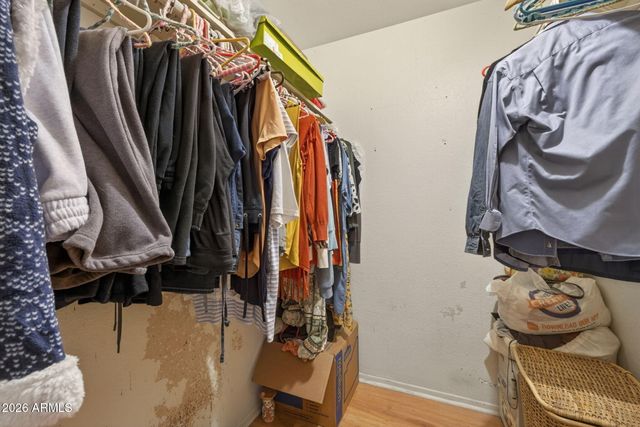 1725 N LINDSAY Road, Mesa, AZ 85213