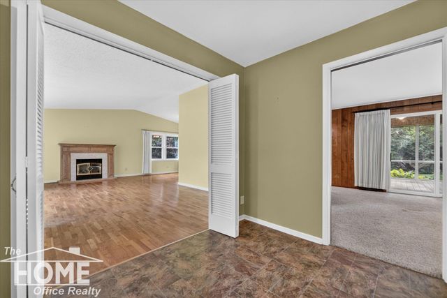 650 Riverbend Drive, Owosso, MI 48867